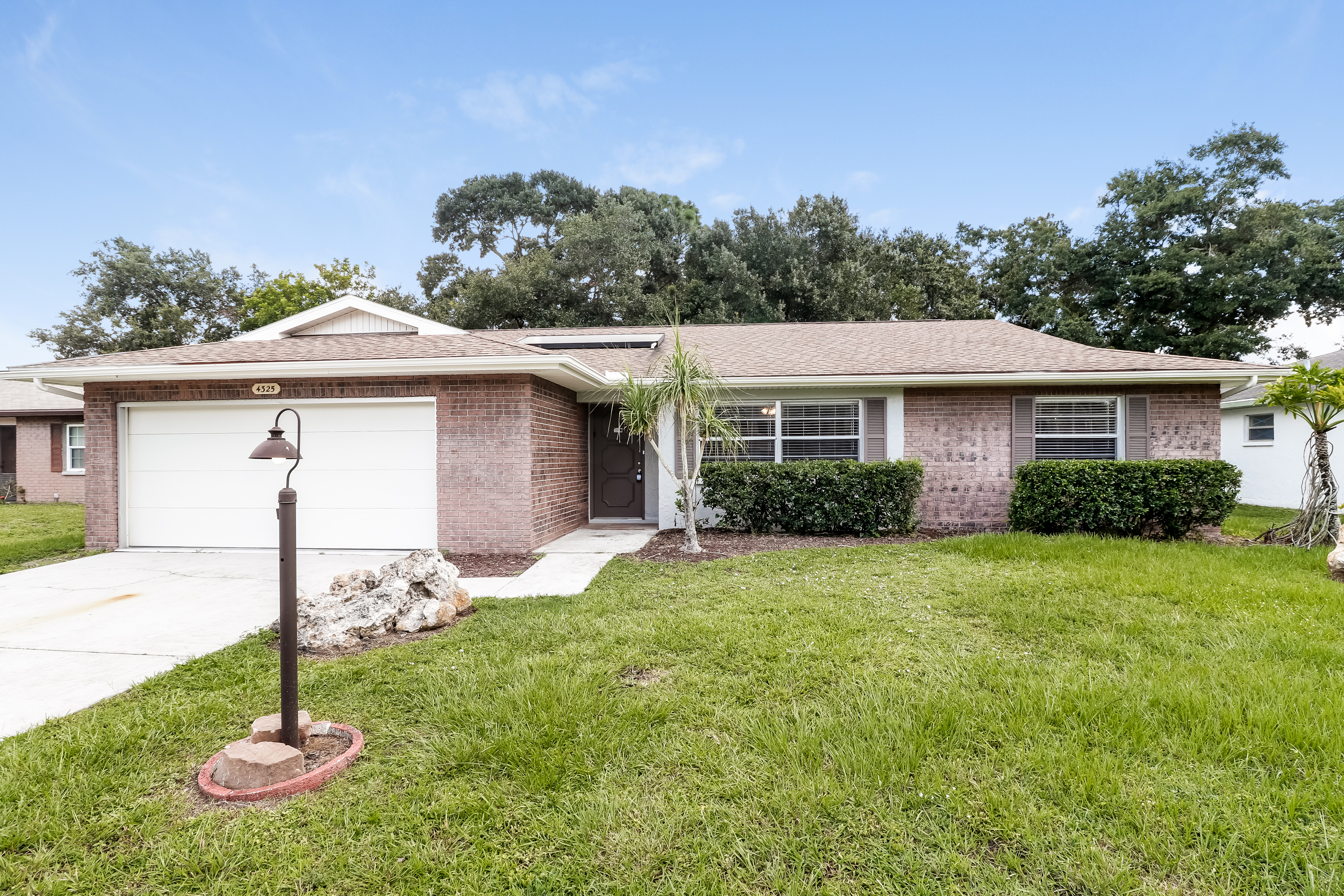 4325 Timor Pl Sarasota, FL 34241